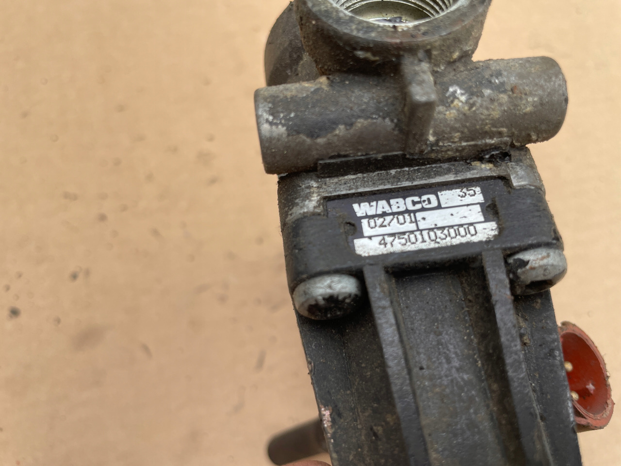 ZAWÓR REDUKCUJNY REDUKTOR CIŚNIENIA MAN TGA TGX TGS 4750103000 - Suspensión neumática para Camión: foto 3 ZAWÓR REDUKCUJNY REDUKTOR CIŚNIENIA MAN TGA TGX TGS 4750103000 - Suspensión neumática para Camión: foto 3