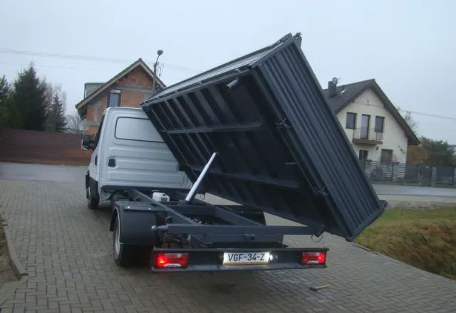 Iveco DAILY 50 C 17 3.0TDI WYWROTKA 4.70M 3.5T KLIMATRONIK - Furgoneta basculante: foto 5 Iveco DAILY 50 C 17 3.0TDI WYWROTKA 4.70M 3.5T KLIMATRONIK - Furgoneta basculante: foto 5