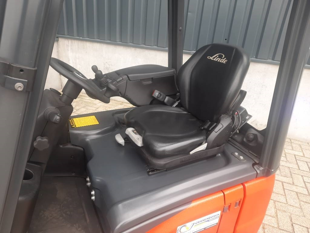 Leasing de Linde E15-02 Linde E15-02: foto 7 Leasing de Linde E15-02 Linde E15-02: foto 7