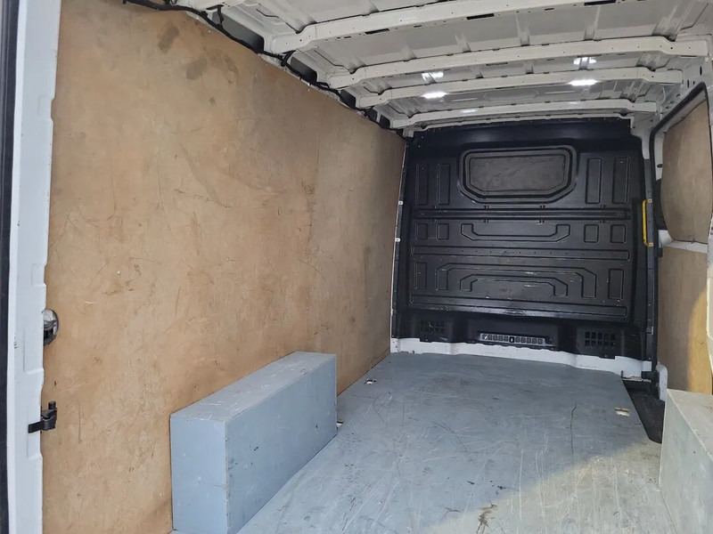 Volkswagen Crafter Crafter - Furgoneta pequeña: foto 4 Volkswagen Crafter Crafter - Furgoneta pequeña: foto 4