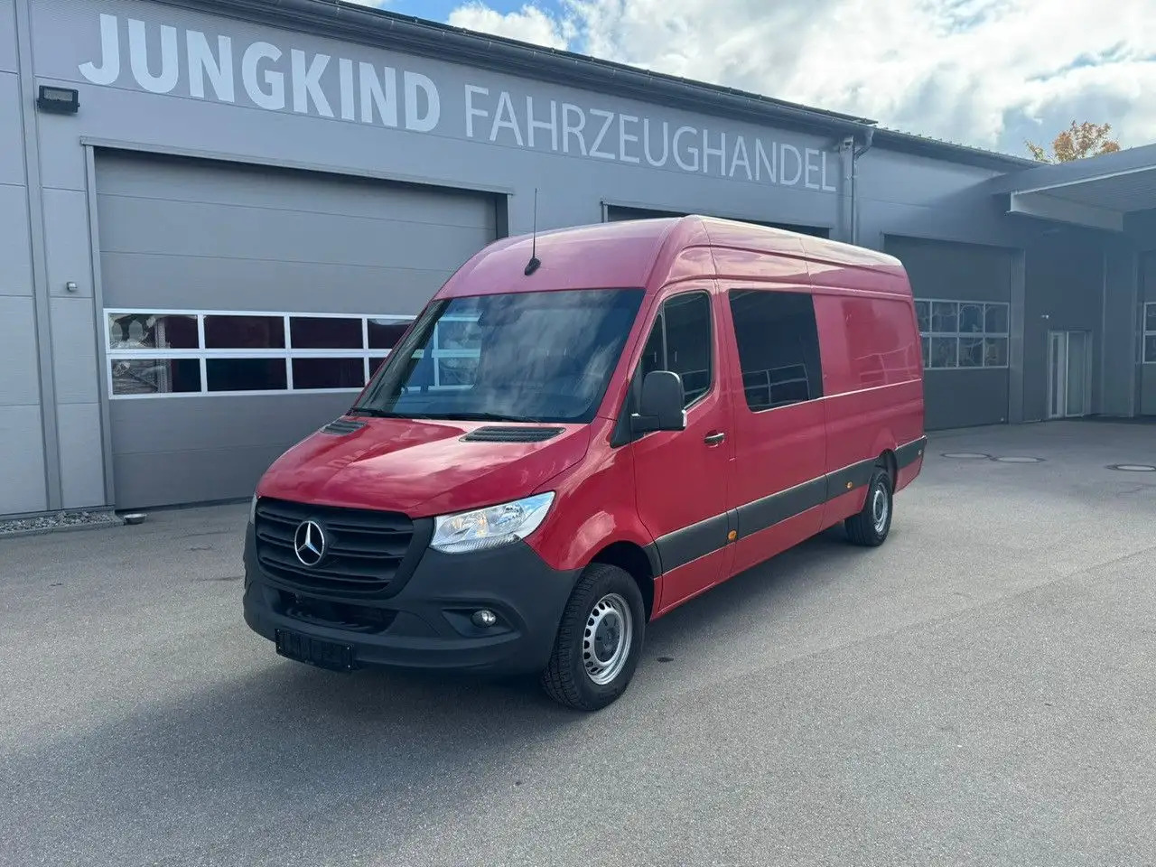 Mercedes-Benz Sprinter 317 CDI Maxi Lang Mixto AHK 3,5t MBUX - Furgón, Furgoneta combi: foto 1 Mercedes-Benz Sprinter 317 CDI Maxi Lang Mixto AHK 3,5t MBUX - Furgón, Furgoneta combi: foto 1