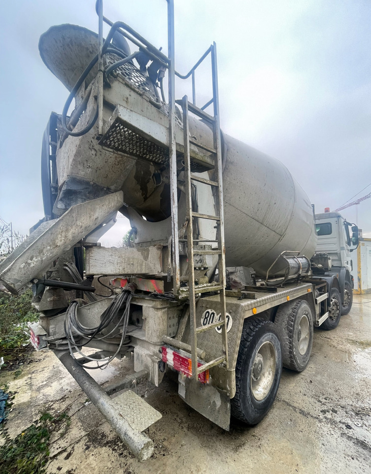 Mercedes Actros 3241 - Camión hormigonera: foto 3 Mercedes Actros 3241 - Camión hormigonera: foto 3