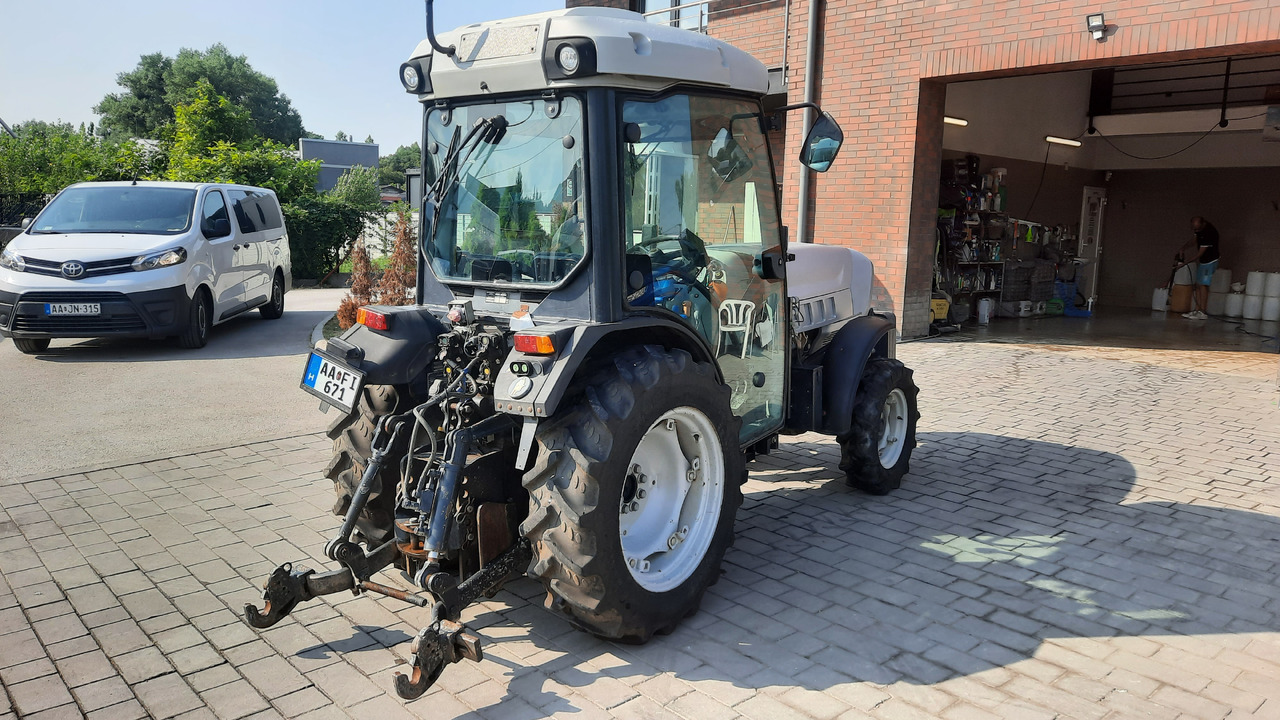 LAMBORGHINI RV90 Automatic - Maquinaria agrícola: foto 4 LAMBORGHINI RV90 Automatic - Maquinaria agrícola: foto 4