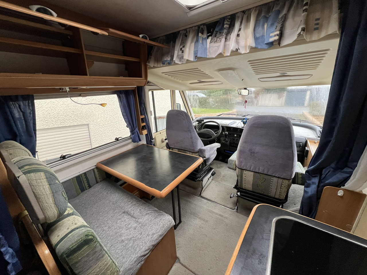 HYMER / ERIBA B-Klasse 574 incl. Hubbett - Markise - 3,85 to - Autocaravana integral: foto 3 HYMER / ERIBA B-Klasse 574 incl. Hubbett - Markise - 3,85 to - Autocaravana integral: foto 3