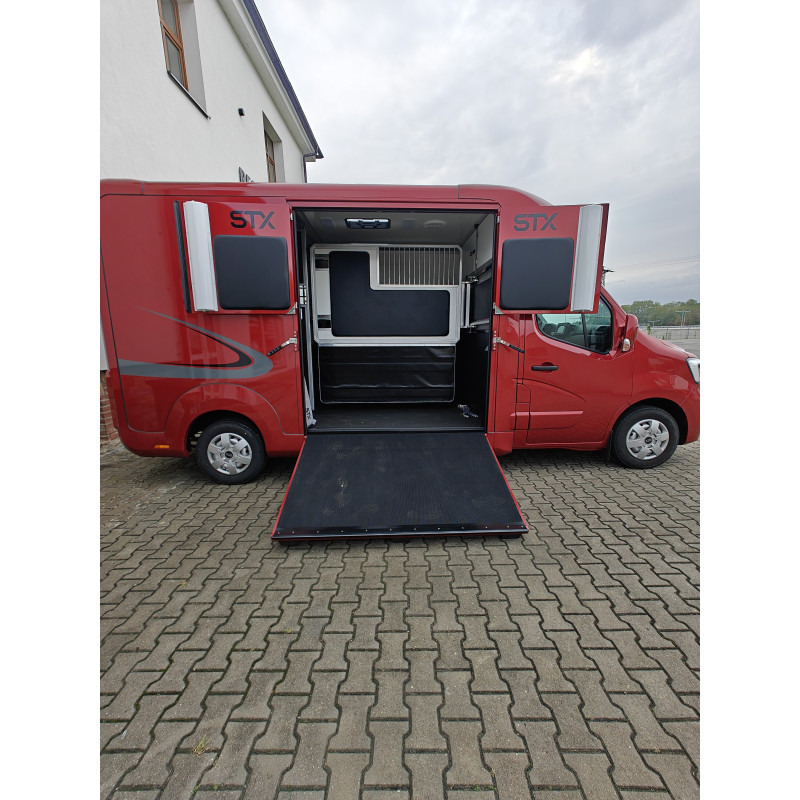 Renault STX Master by Stephex - Camión para caballos: foto 4 Renault STX Master by Stephex - Camión para caballos: foto 4