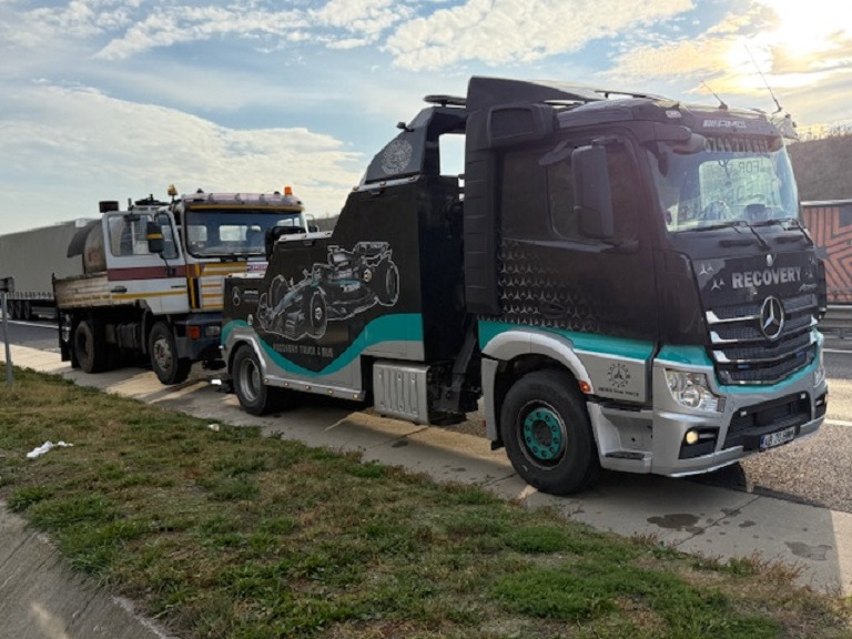 Camión MERCEDES-BENZ Actros 2043: foto 10