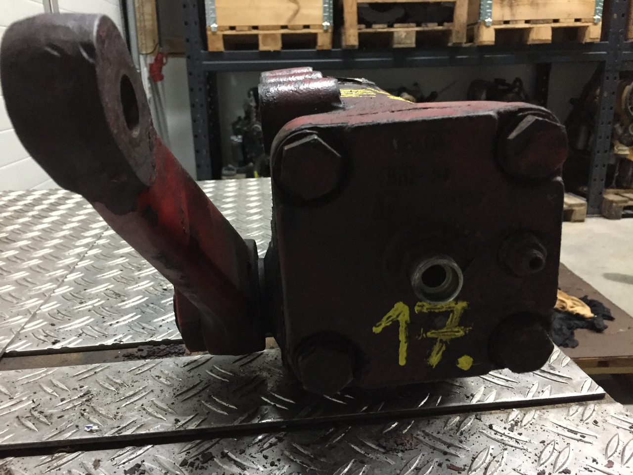 Gebrauchtes Lenkgetriebe MAN F90, 12.232, Artikel - Nr.: 81.9999 - 9999 - Caja de dirección para Camión: foto 3 Gebrauchtes Lenkgetriebe MAN F90, 12.232, Artikel - Nr.: 81.9999 - 9999 - Caja de dirección para Camión: foto 3