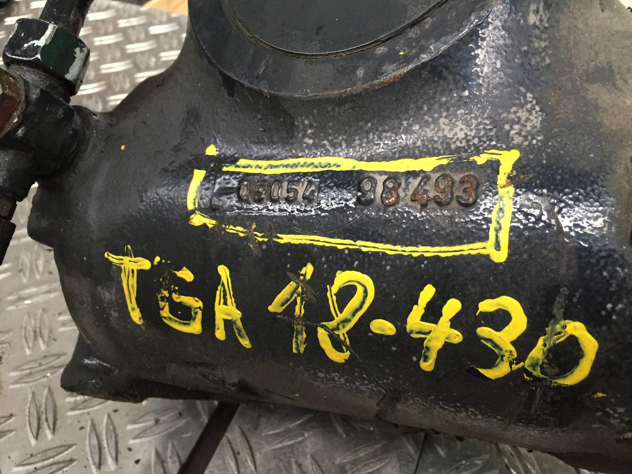 Gebrauchtes Lenkgetriebe MAN TGA 18.430, Artikel - Nr.: 81.46200-6410 - Caja de dirección para Camión: foto 2 Gebrauchtes Lenkgetriebe MAN TGA 18.430, Artikel - Nr.: 81.46200-6410 - Caja de dirección para Camión: foto 2