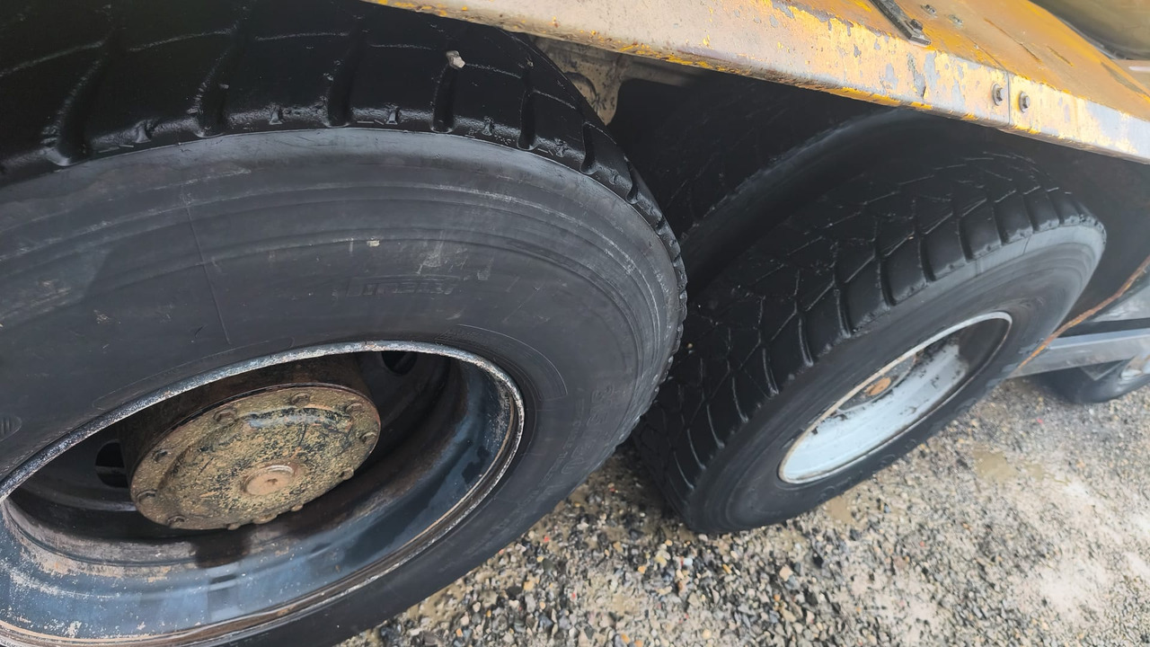 MAN 32364, 1999 god. - Camión hormigonera: foto 5 MAN 32364, 1999 god. - Camión hormigonera: foto 5