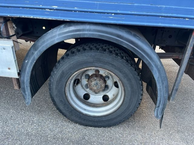 DAF DAF45 130 - Camión caja cerrada: foto 4 DAF DAF45 130 - Camión caja cerrada: foto 4