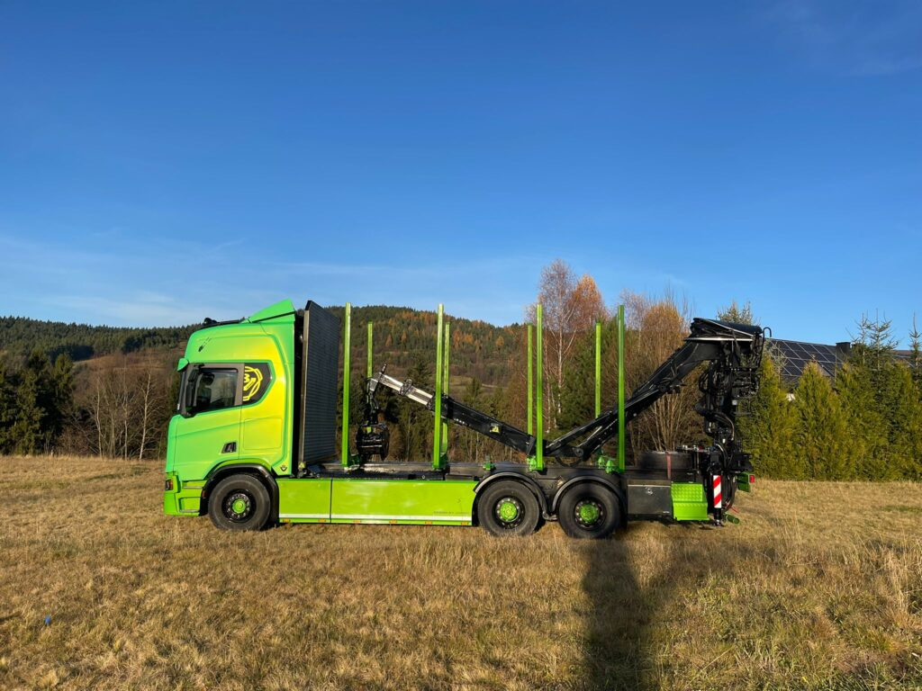 SCANIA 650 „BANDZIOR” - Camión forestal, Camión grúa: foto 5 SCANIA 650 „BANDZIOR” - Camión forestal, Camión grúa: foto 5