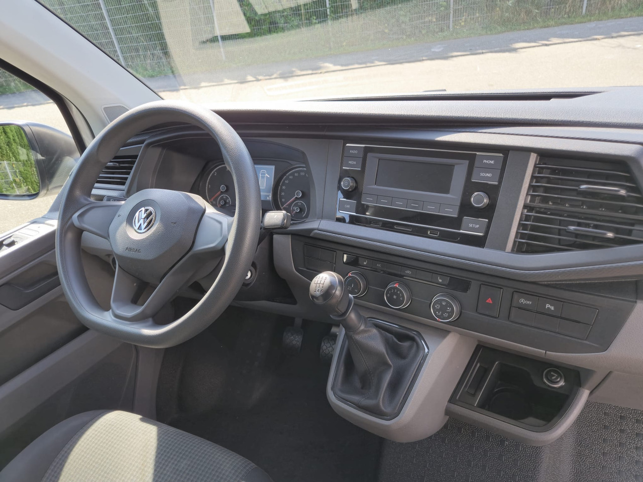 Furgón VOLKSWAGEN T6.1 Transporter Kasten lang FWD: foto 13 Furgón VOLKSWAGEN T6.1 Transporter Kasten lang FWD: foto 13