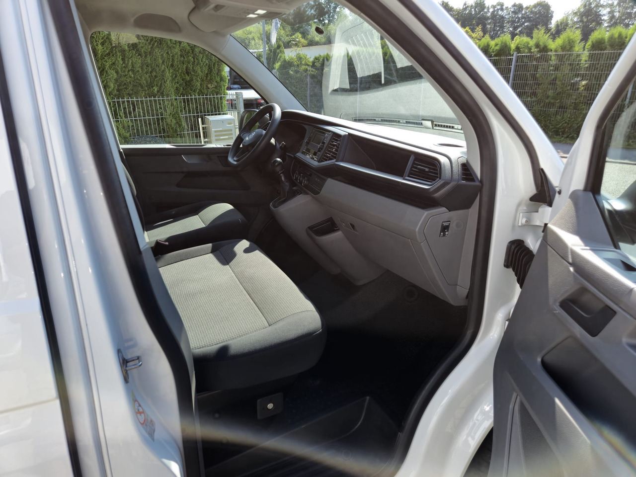 Furgón VOLKSWAGEN T6.1 Transporter Kasten lang FWD: foto 14 Furgón VOLKSWAGEN T6.1 Transporter Kasten lang FWD: foto 14