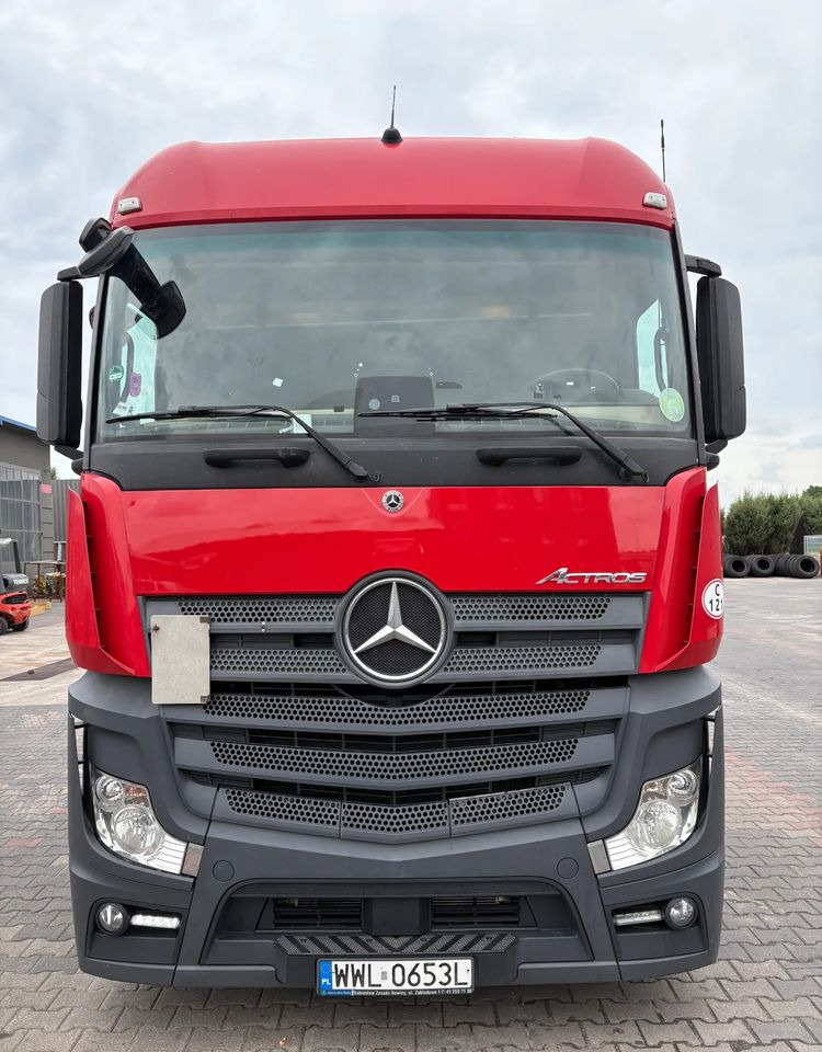 Mercedes-Benz ACTROS 1845 - Cabeza tractora: foto 2 Mercedes-Benz ACTROS 1845 - Cabeza tractora: foto 2