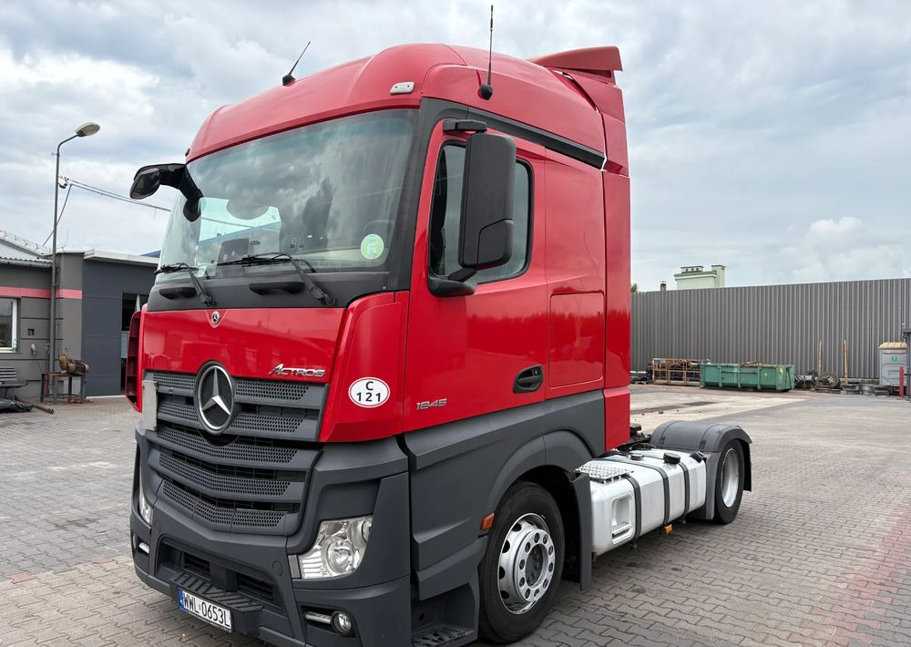 Mercedes-Benz ACTROS 1845 - Cabeza tractora: foto 1 Mercedes-Benz ACTROS 1845 - Cabeza tractora: foto 1