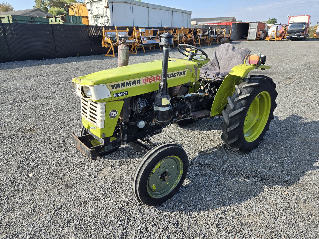 Yanmar YM240 - Mini tractor: foto 3 Yanmar YM240 - Mini tractor: foto 3