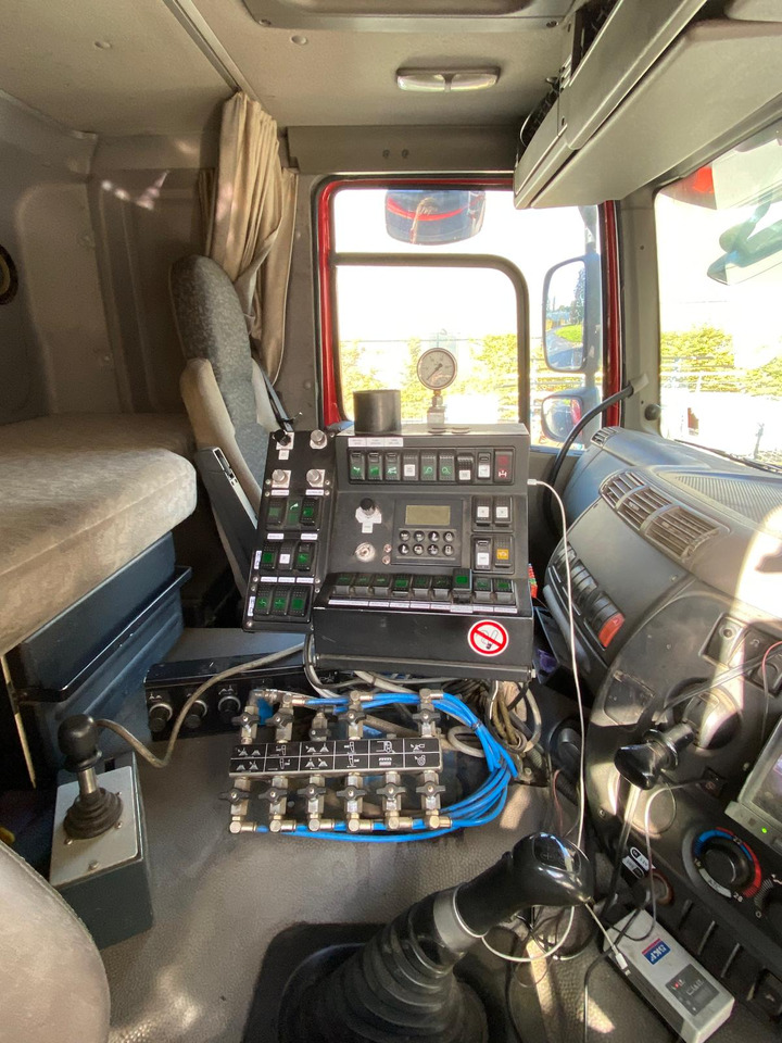 Brock SL480/2KJUMBO S - Barredora vial: foto 4 Brock SL480/2KJUMBO S - Barredora vial: foto 4