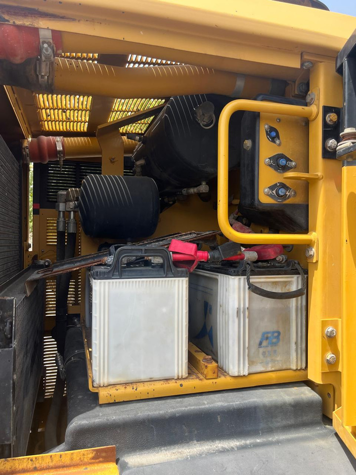 Grader CATERPILLAR 140H: foto 6 Grader CATERPILLAR 140H: foto 6