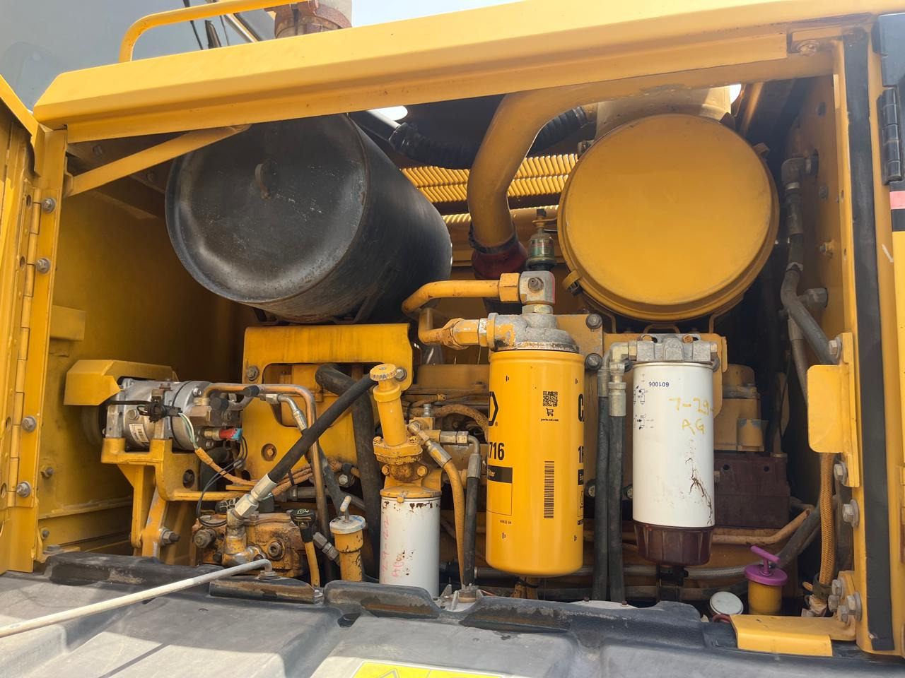 Grader CATERPILLAR 140H: foto 12 Grader CATERPILLAR 140H: foto 12