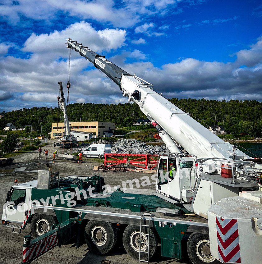 Liebherr LTM 1250-5.1 - Grúa todo terreno: foto 4 Liebherr LTM 1250-5.1 - Grúa todo terreno: foto 4