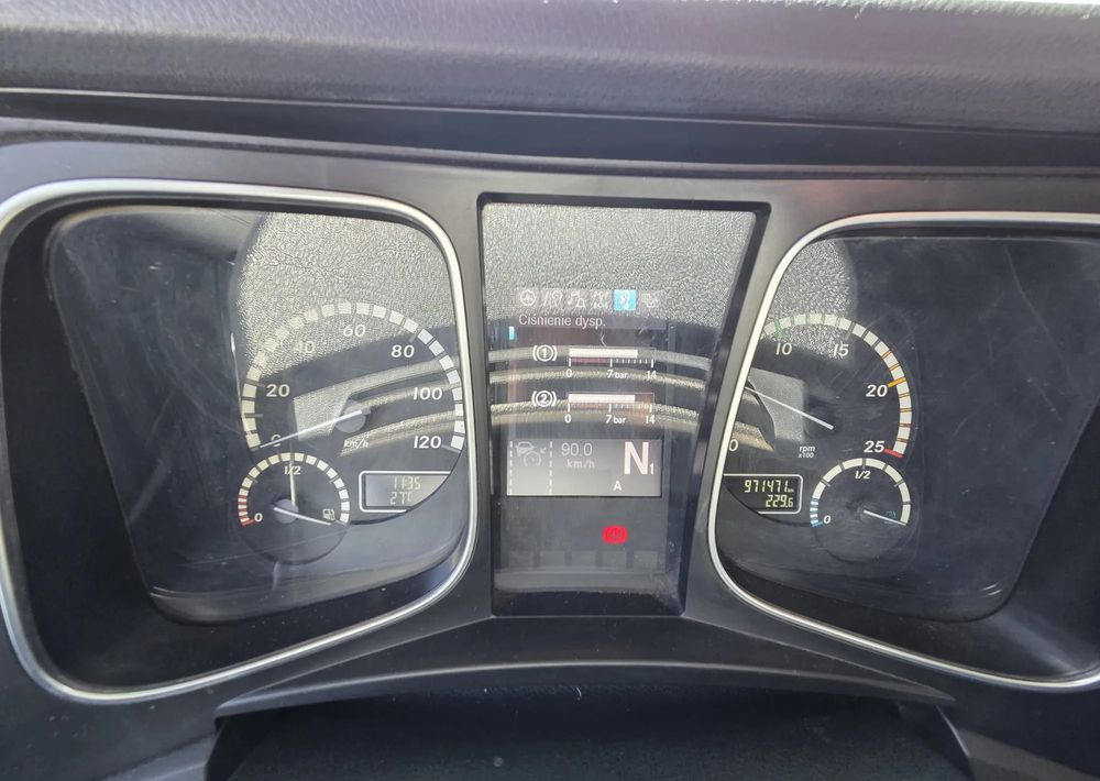 Cabeza tractora Mercedes-Benz ACTROS 1845: foto 8
