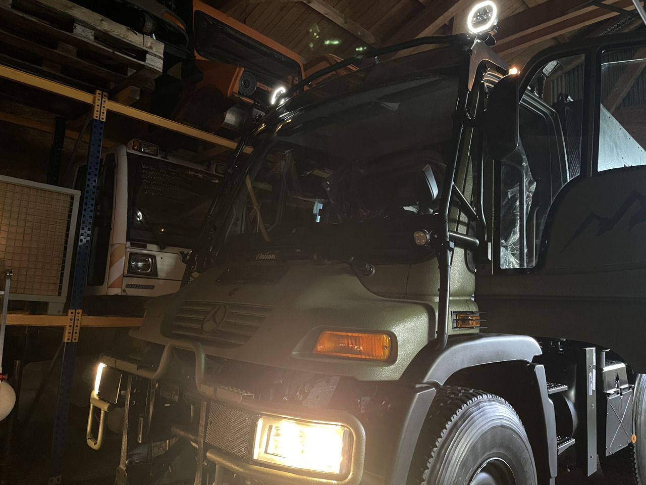 Autocaravana Unimog Unimog U300 Camper, Wohnmobil, Aufbau ist Wechselbar: foto 41 Autocaravana Unimog Unimog U300 Camper, Wohnmobil, Aufbau ist Wechselbar: foto 41