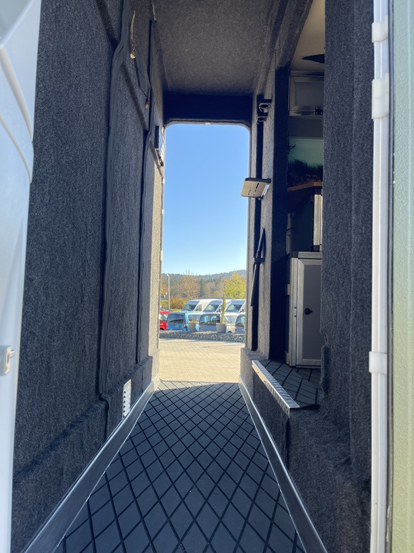 Autocaravana Unimog Unimog U300 Camper, Wohnmobil, Aufbau ist Wechselbar: foto 33 Autocaravana Unimog Unimog U300 Camper, Wohnmobil, Aufbau ist Wechselbar: foto 33