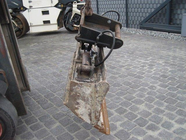 Grabenräumlöffel schwenkbar mit Lehnhoff Aufn. - Cazo para excavadora: foto 2 Grabenräumlöffel schwenkbar mit Lehnhoff Aufn. - Cazo para excavadora: foto 2