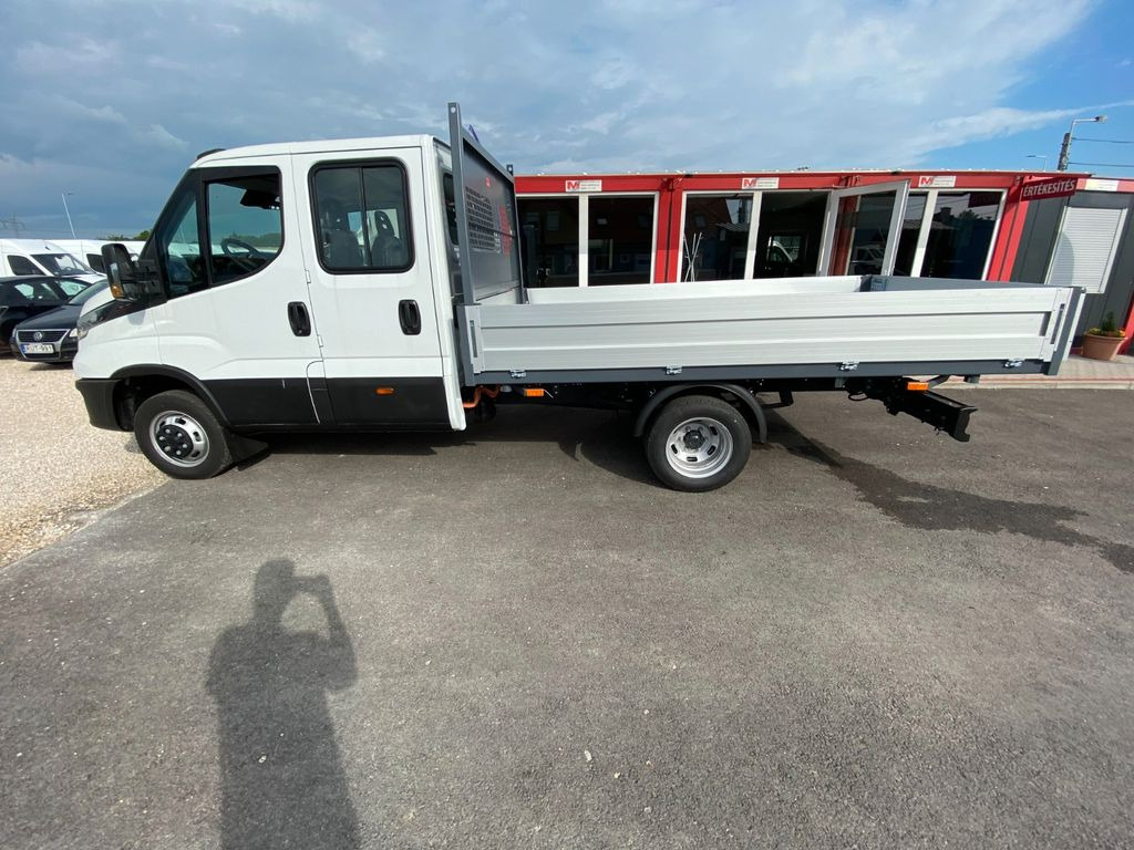 Iveco 35C18H Doka Fahrgestell 3750mm Kipper SOFORT Iveco 35C18H Doka Dreiseitenkipper3750mm SOFORT - Furgoneta basculante, Furgoneta combi: foto 5 Iveco 35C18H Doka Fahrgestell 3750mm Kipper SOFORT Iveco 35C18H Doka Dreiseitenkipper3750mm SOFORT - Furgoneta basculante, Furgoneta combi: foto 5