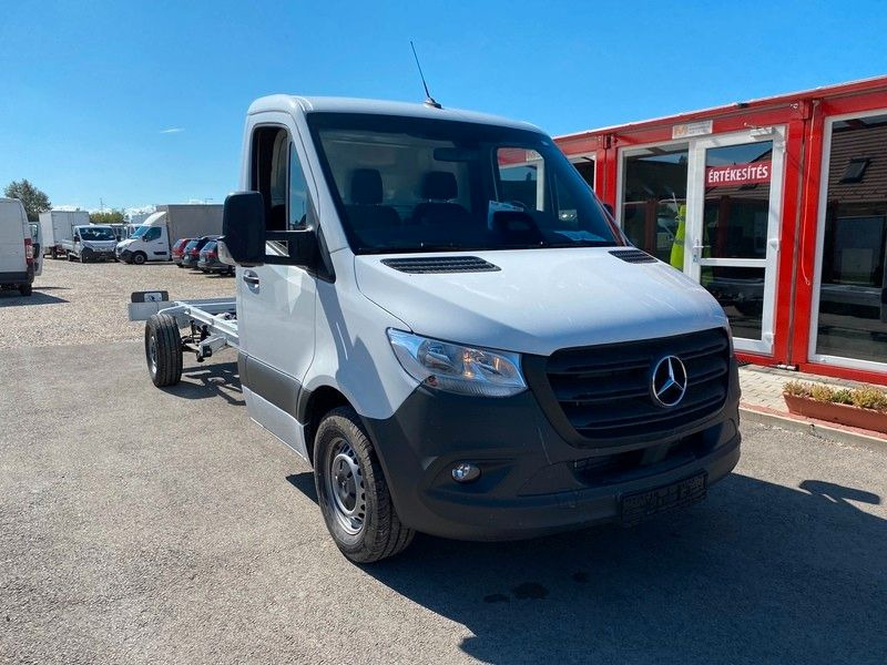 Mercedes-Benz Sprinter 319 Pritsche+Plane 3,5T Anhängelast - Furgoneta con lona: foto 3 Mercedes-Benz Sprinter 319 Pritsche+Plane 3,5T Anhängelast - Furgoneta con lona: foto 3
