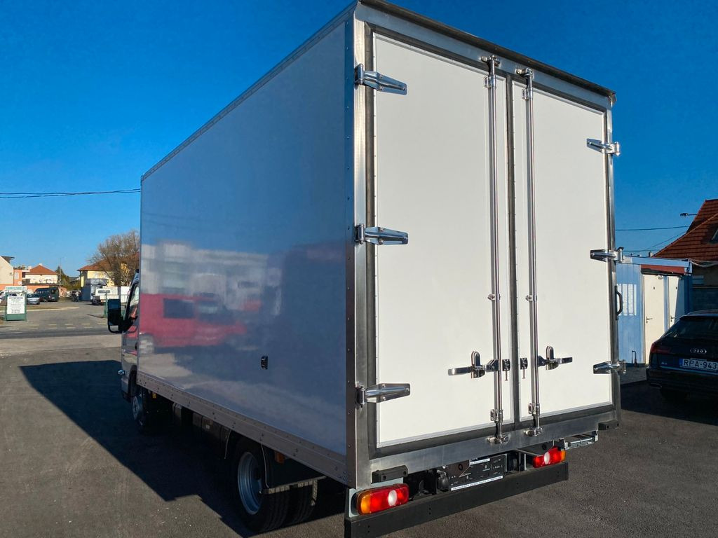Mitsubishi Canter FUSO 3C15 MT Kühl-Koffer -20C°SOFORT - Camión frigorífico: foto 5 Mitsubishi Canter FUSO 3C15 MT Kühl-Koffer -20C°SOFORT - Camión frigorífico: foto 5