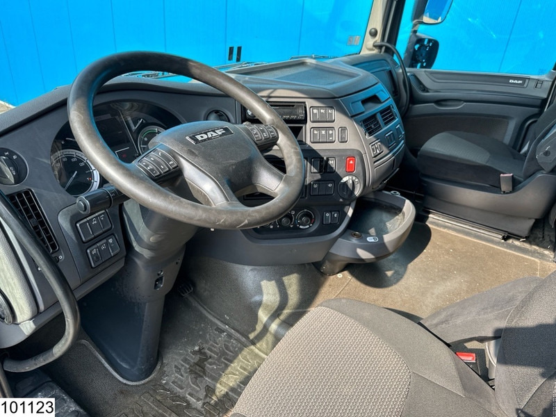 DAF XF 460 EURO 6, Airco - Cabeza tractora: foto 5 DAF XF 460 EURO 6, Airco - Cabeza tractora: foto 5
