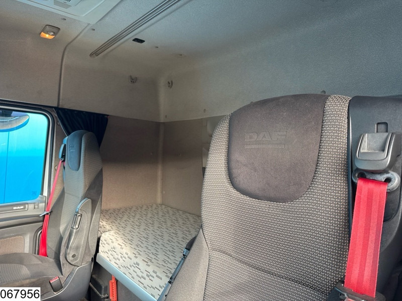 Cabeza tractora DAF XF 460 EURO 6, Standairco, Blower, Compressor: foto 8 Cabeza tractora DAF XF 460 EURO 6, Standairco, Blower, Compressor: foto 8