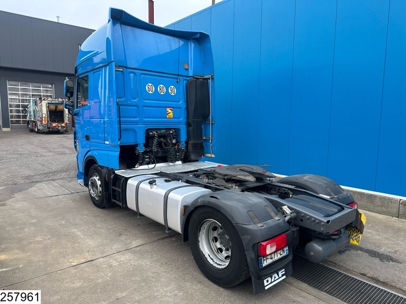 DAF XF 480 EURO 6, ACC - Cabeza tractora: foto 4 DAF XF 480 EURO 6, ACC - Cabeza tractora: foto 4