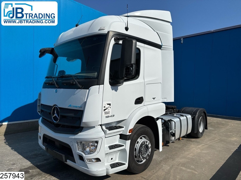 Mercedes-Benz Actros 1843 EURO 6 - Cabeza tractora: foto 1 Mercedes-Benz Actros 1843 EURO 6 - Cabeza tractora: foto 1