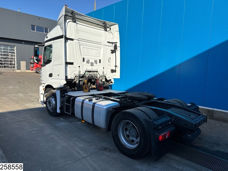 Mercedes-Benz Actros 1843 EURO 6 - Cabeza tractora: foto 4 Mercedes-Benz Actros 1843 EURO 6 - Cabeza tractora: foto 4