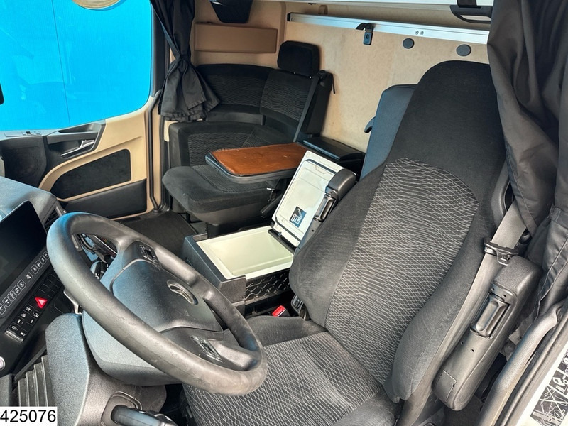 Cabeza tractora Mercedes-Benz Actros 1845 EURO 6, Retarder, PTO, Gigaspace, Lowdeck: foto 9