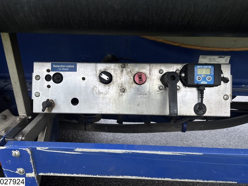 Feldbinder Silo 40.000 Liter - Semirremolque cisterna: foto 5 Feldbinder Silo 40.000 Liter - Semirremolque cisterna: foto 5