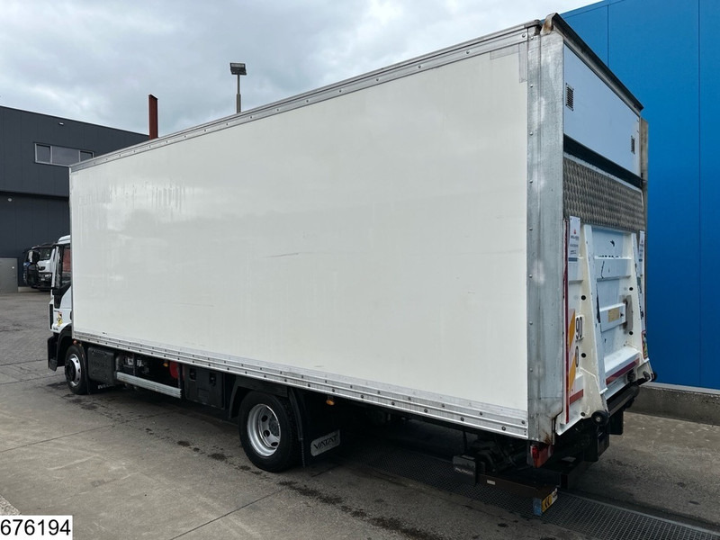 Iveco 120 190 EURO 6, MBB Palfinger - Camión caja cerrada: foto 4 Iveco 120 190 EURO 6, MBB Palfinger - Camión caja cerrada: foto 4