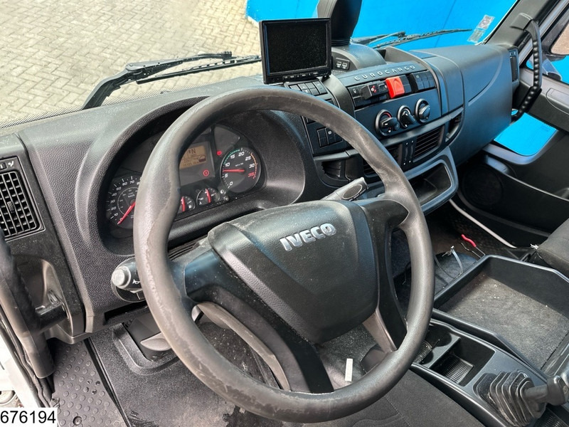 Iveco 120 190 EURO 6, MBB Palfinger - Camión caja cerrada: foto 5 Iveco 120 190 EURO 6, MBB Palfinger - Camión caja cerrada: foto 5