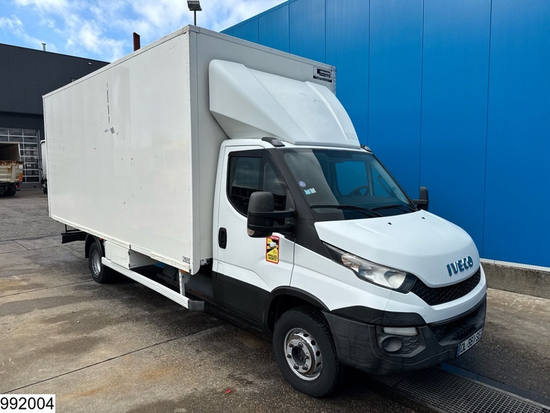Iveco Daily 65-140 CNG EURO 6, CNG, Leaf suspension, Manual - Camión caja cerrada: foto 3 Iveco Daily 65-140 CNG EURO 6, CNG, Leaf suspension, Manual - Camión caja cerrada: foto 3