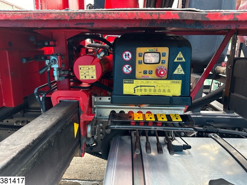 Iveco Stralis 360 6x2, EURO 6, Fassi, Remote - Camión caja abierta, Camión grúa: foto 4 Iveco Stralis 360 6x2, EURO 6, Fassi, Remote - Camión caja abierta, Camión grúa: foto 4