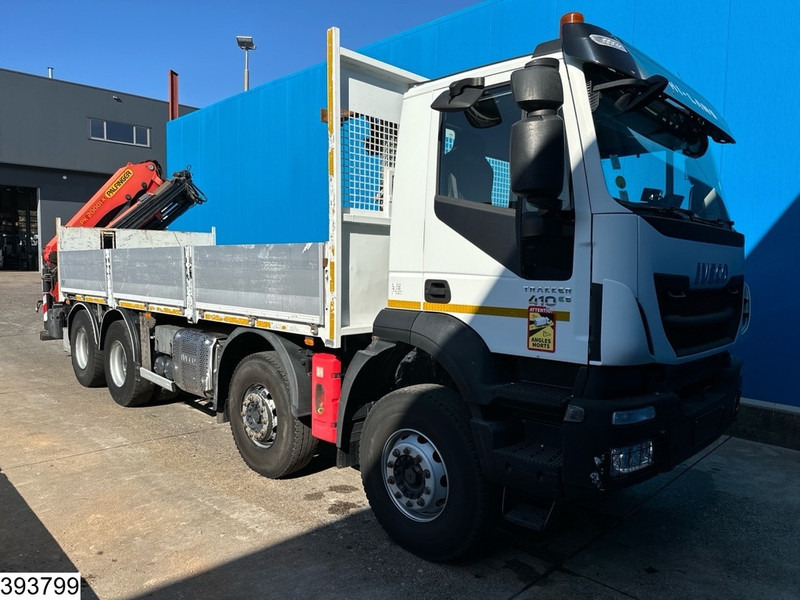 Iveco Trakker 410 8x4, EURO 6, Palfinger, Remote, Retarder - Camión caja abierta, Camión grúa: foto 3 Iveco Trakker 410 8x4, EURO 6, Palfinger, Remote, Retarder - Camión caja abierta, Camión grúa: foto 3