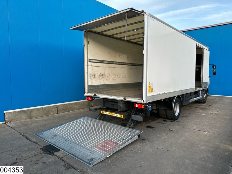 Renault D14 280 EURO 6, PALFINGER - Camión caja cerrada: foto 4 Renault D14 280 EURO 6, PALFINGER - Camión caja cerrada: foto 4