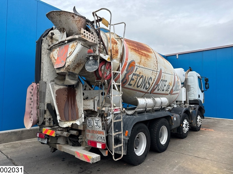 Renault Kerax 410 Dxi 8x4, EURO 4, 9m3, Steel suspension, Remote - Camión hormigonera: foto 2 Renault Kerax 410 Dxi 8x4, EURO 4, 9m3, Steel suspension, Remote - Camión hormigonera: foto 2