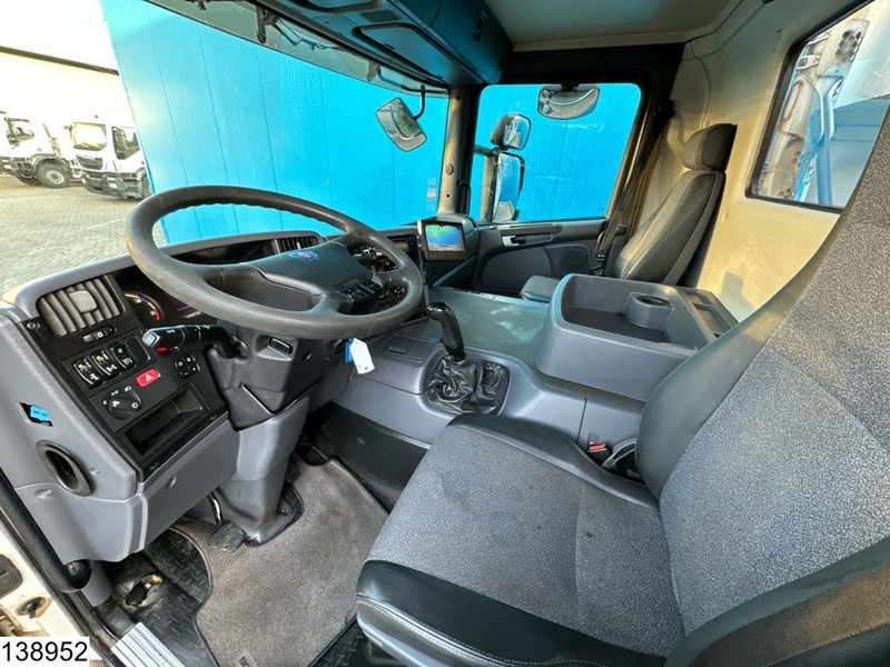 Scania P 380 8x4, Manual, Steel suspension - Camión volquete: foto 5 Scania P 380 8x4, Manual, Steel suspension - Camión volquete: foto 5