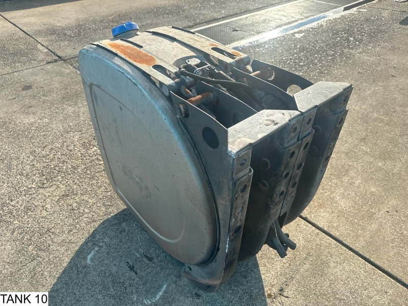 Universeel AdBlue Tank - Depósito de combustible: foto 4 Universeel AdBlue Tank - Depósito de combustible: foto 4