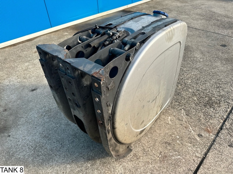 Universeel AdBlue Tank - Depósito de combustible: foto 2 Universeel AdBlue Tank - Depósito de combustible: foto 2