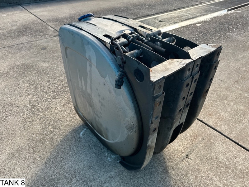 Universeel AdBlue Tank - Depósito de combustible: foto 4 Universeel AdBlue Tank - Depósito de combustible: foto 4