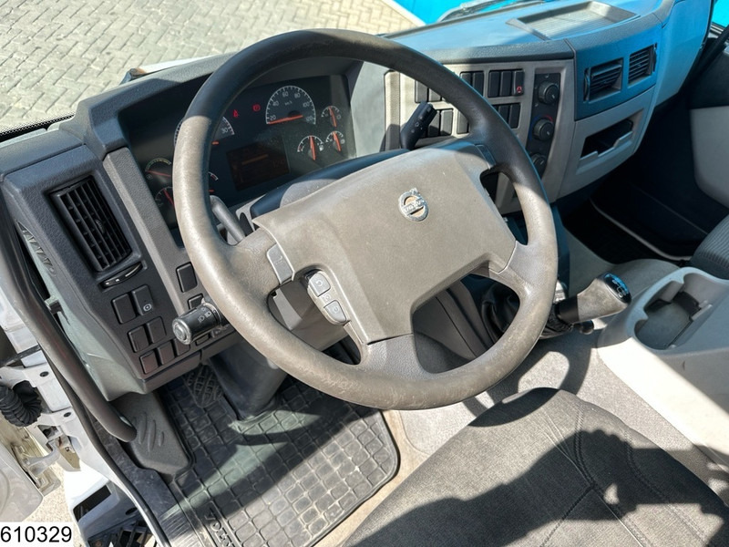 Volvo FL 240 EURO 5, Manual, Dhollandia - Camión caja cerrada: foto 5 Volvo FL 240 EURO 5, Manual, Dhollandia - Camión caja cerrada: foto 5
